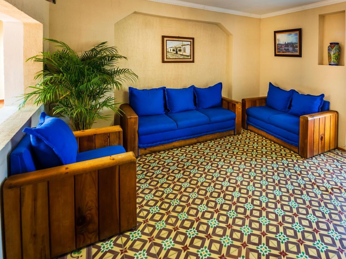 Capital O Hotel Casa Don Tito Jocotitlan Ngoại thất bức ảnh